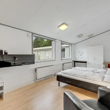 In Henne With Wifi And 1 Bedrooms *