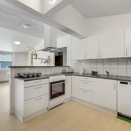 アパート In Henne With Wifi And 1 Bedrooms